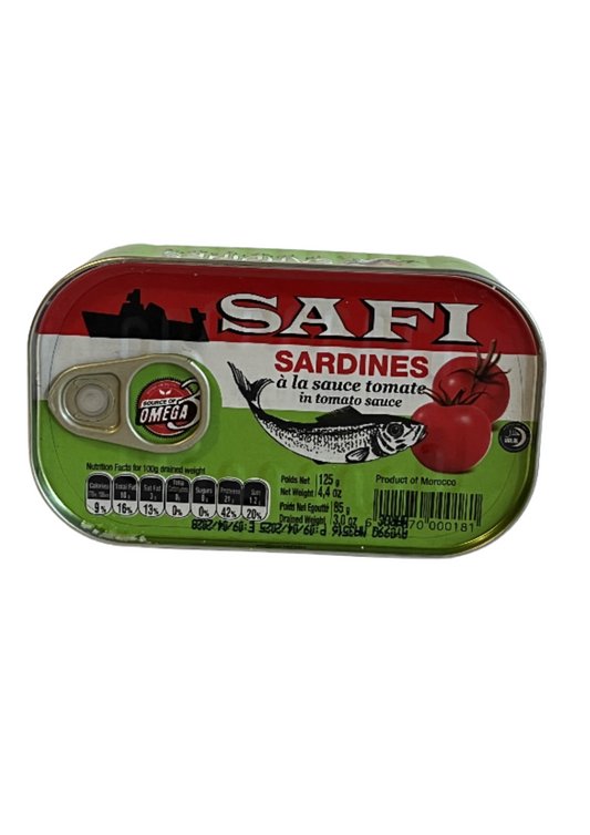 Sardynki w sosie pomidorowym – M&K